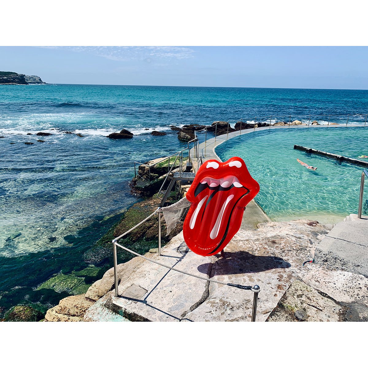 EMBRACE YOUR INNER ROCKSTAR THIS SUMMER - SUNNYLiFE EU