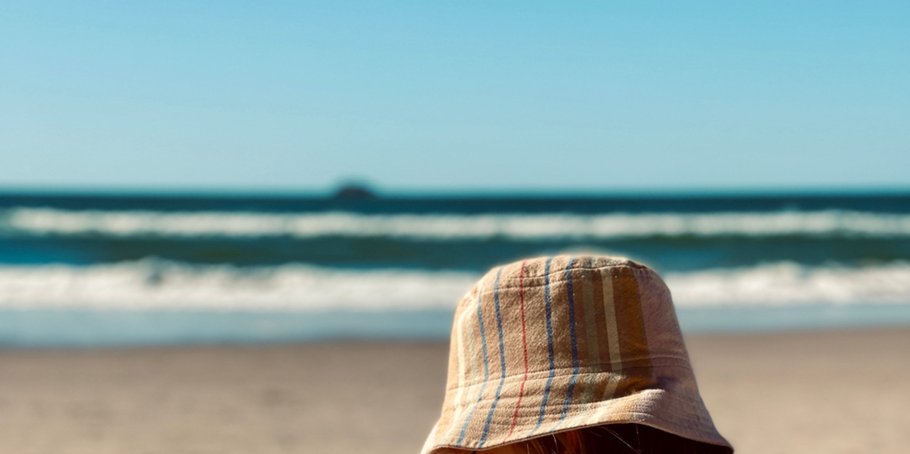 THE BEACH CHAIR GUIDE - SUNNYLiFE EU