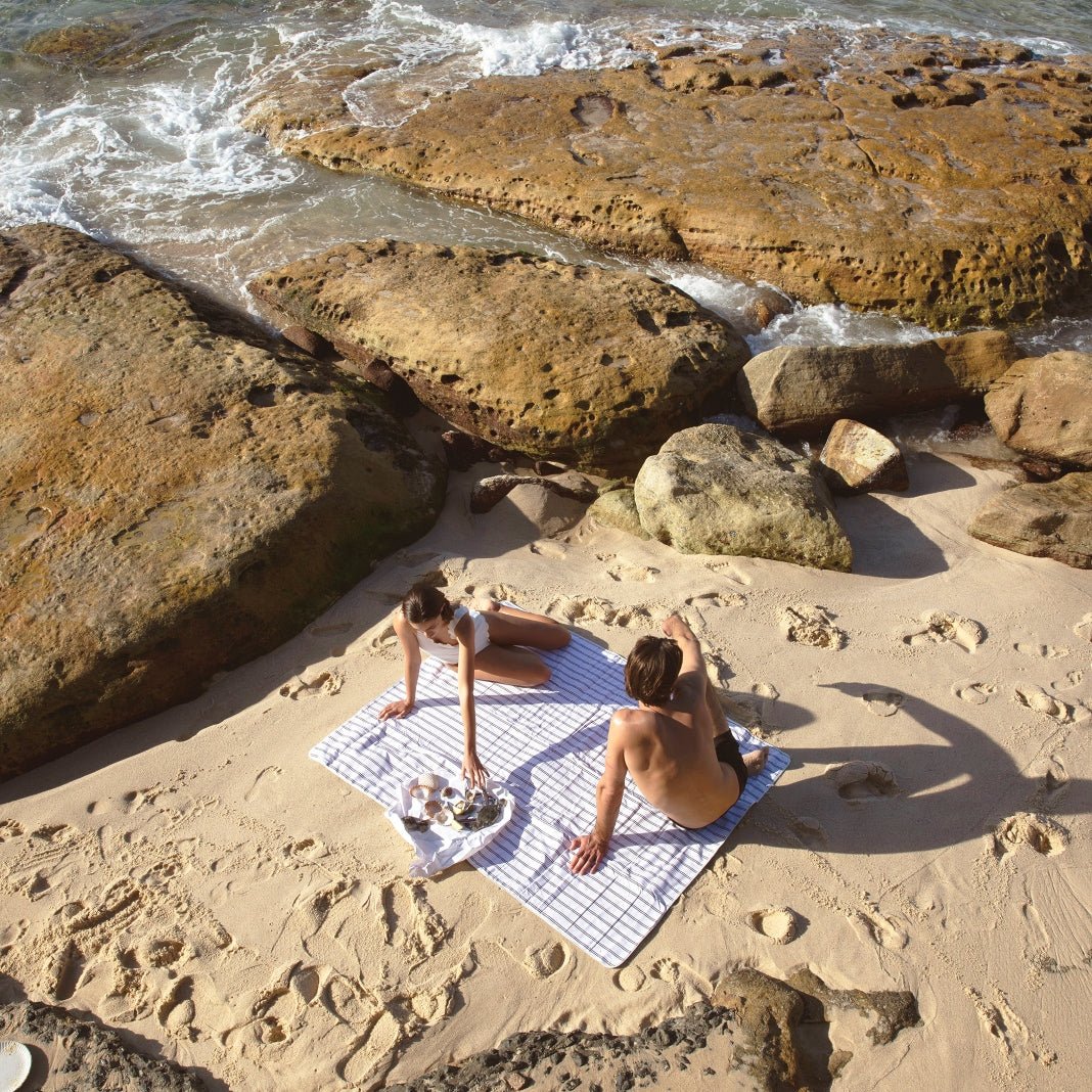 WHAT TO DO AT THE BEACH - SUNNYLiFE EU