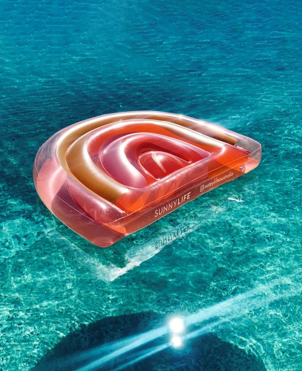 LOVE IS LOVE - SUNNYLiFE EU