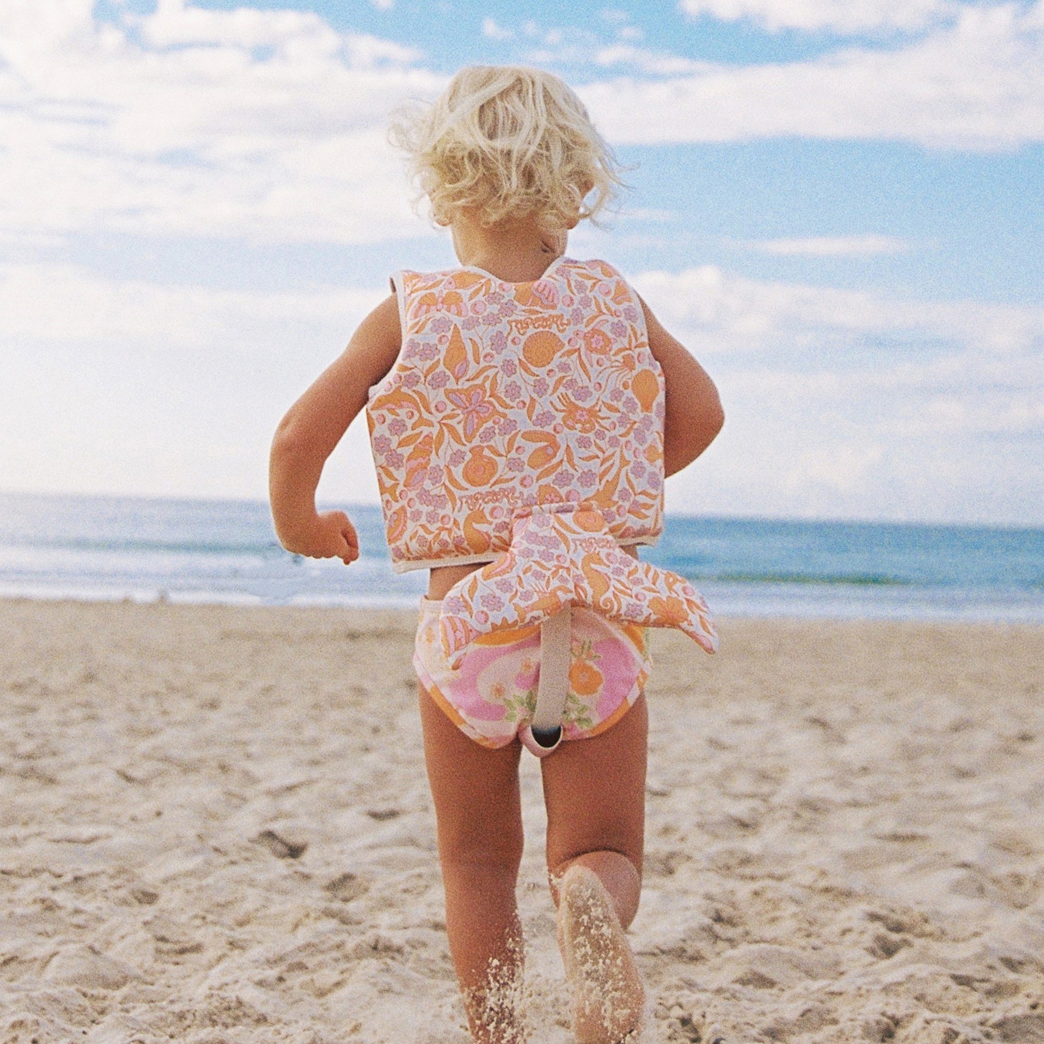 All Swim Vests - SUNNYLiFE EU