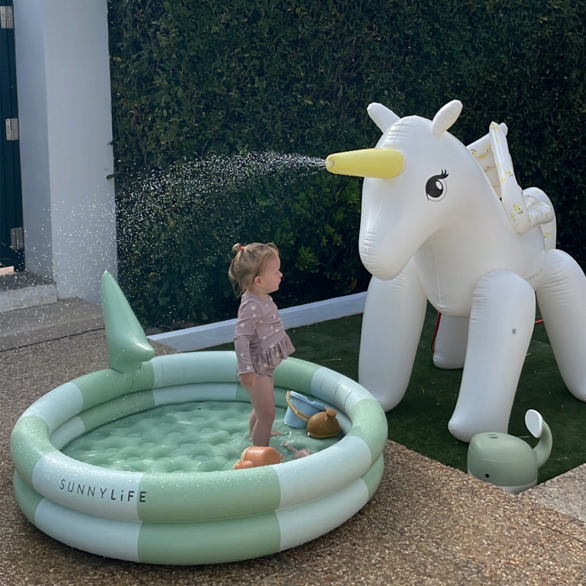 Inflatable Giant Sprinkler | Mima the Unicorn Lemon Lilac