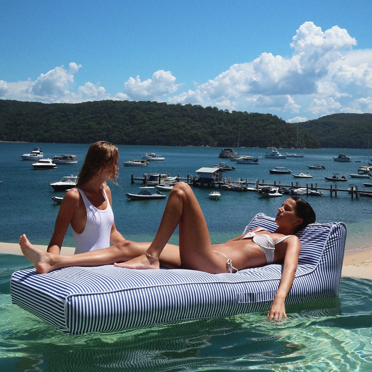 Luxe Lie-On Lounger Float