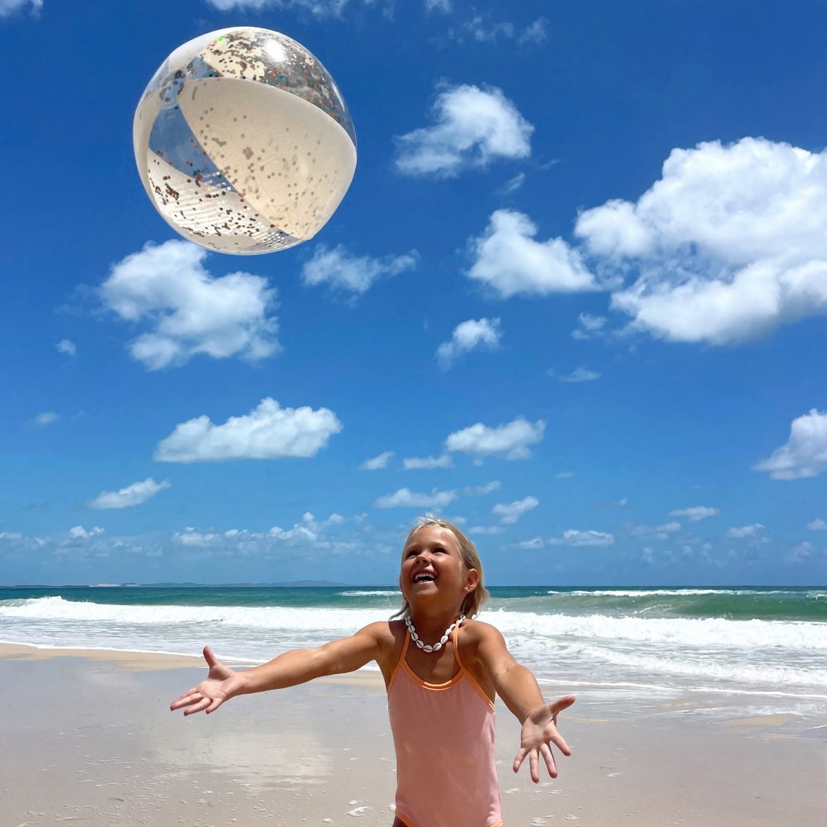 Inflatable Beach Ball - Cotton Candy - SUNNYLiFE EU