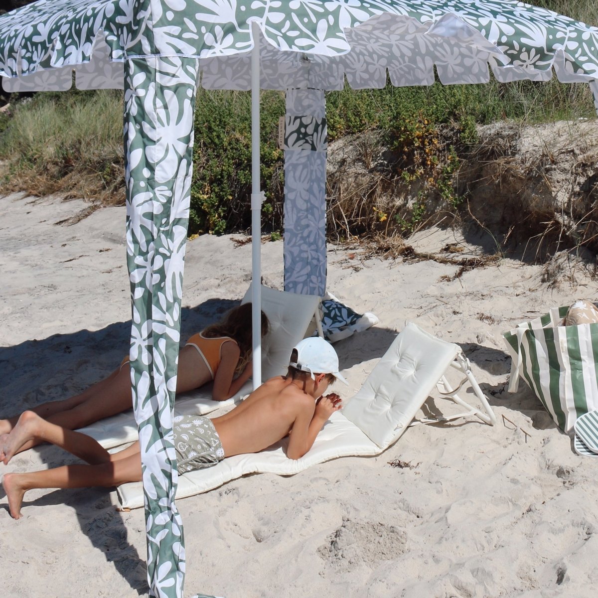 Reclining Beach Chair - Casa - SUNNYLiFE EU