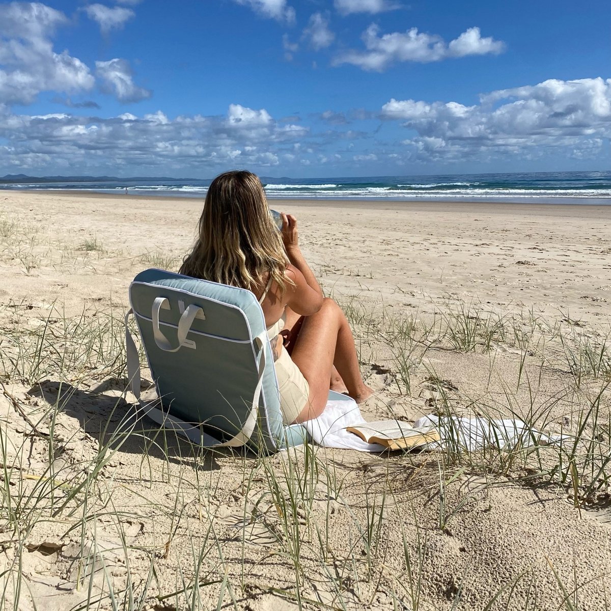 Take Anywhere Folding Chair - Sea Sage - SUNNYLiFE EU