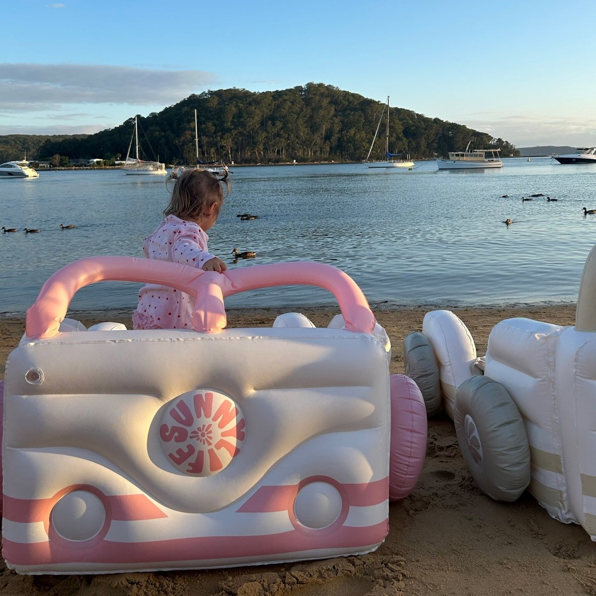 Kids Air Mattress - Summer Van - SUNNYLiFE EU