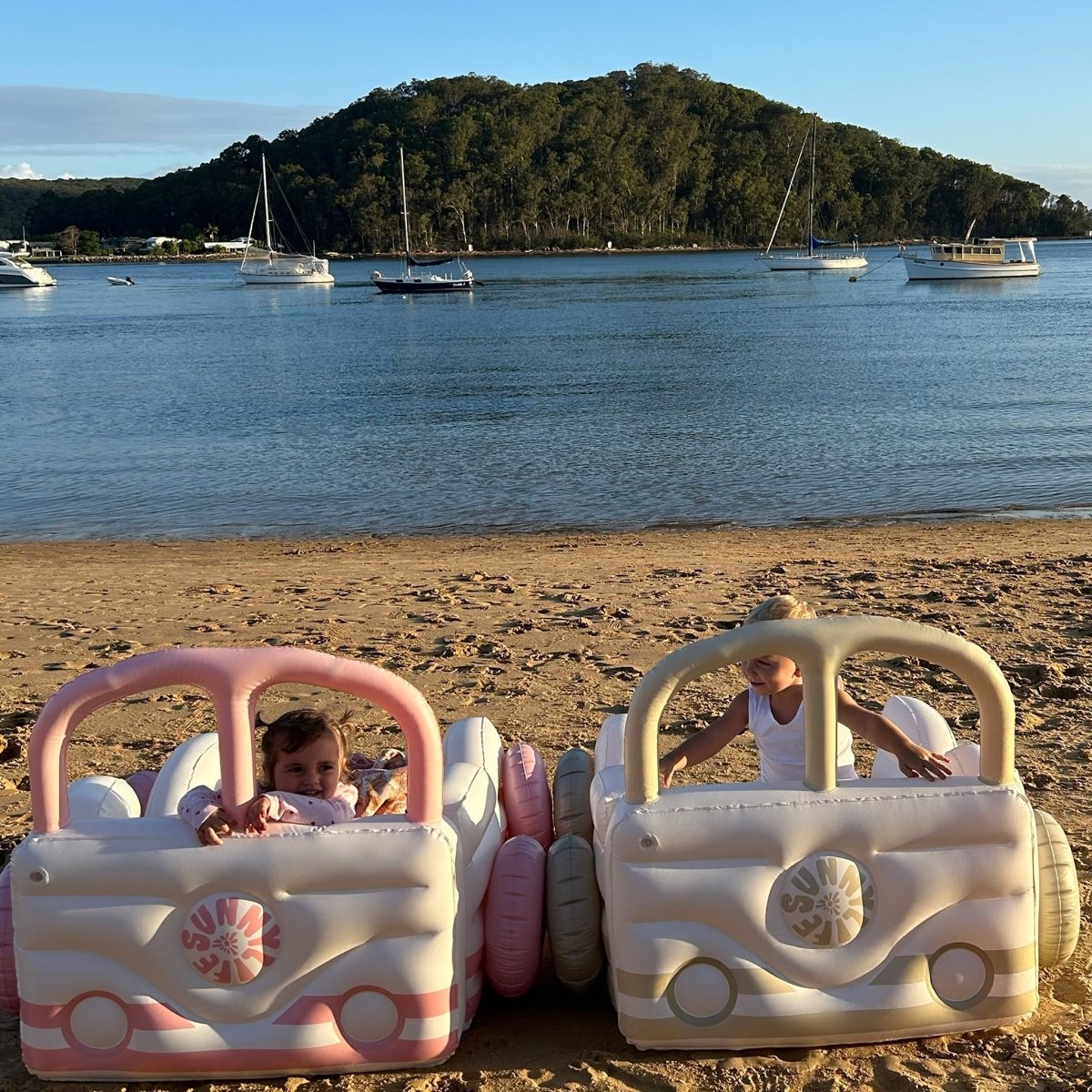 Kids Air Mattress - Summer Van - SUNNYLiFE EU