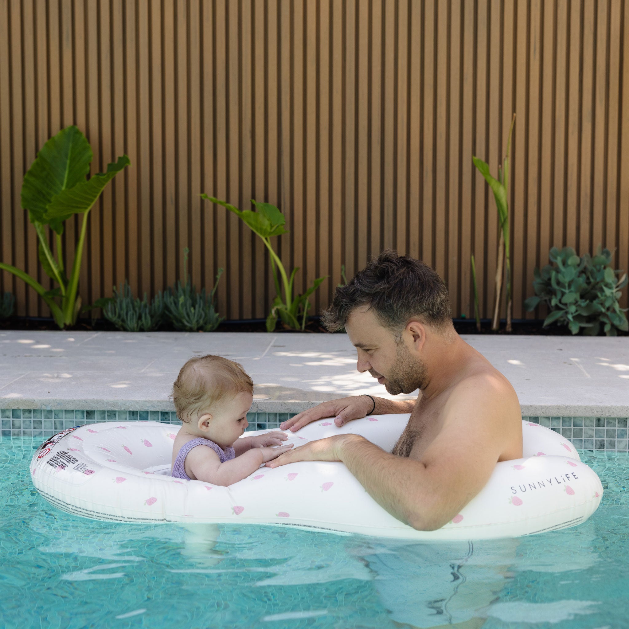 Float Together Baby Seat - Strawberry Sunshine Pink