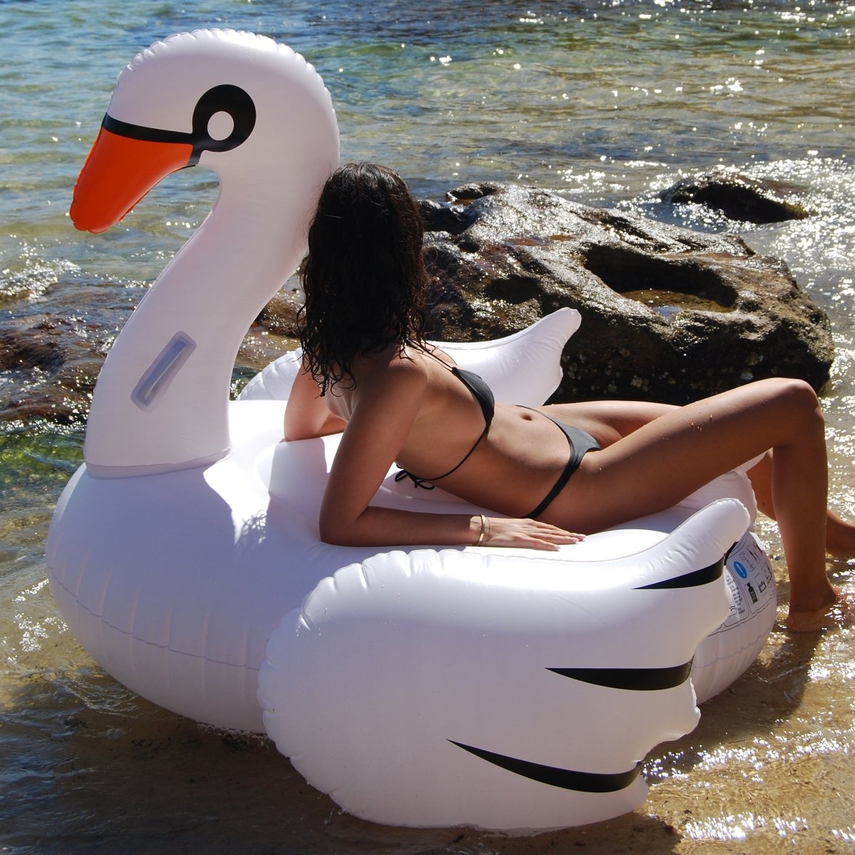 Original Luxe Ride - On Float Swan - SUNNYLiFE EU