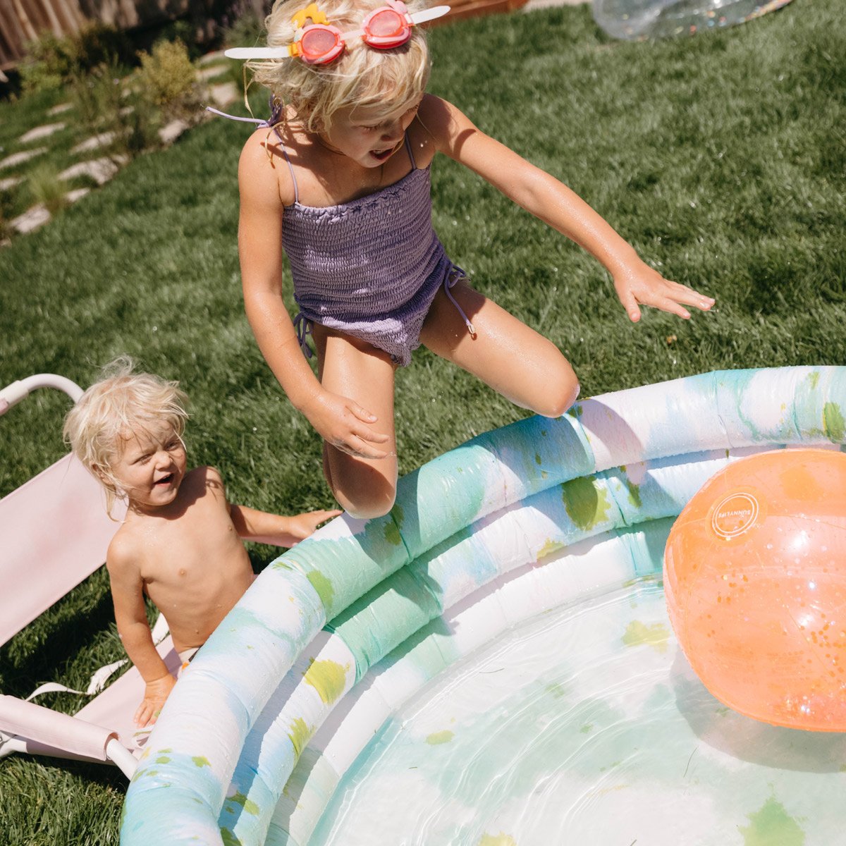 Aufblasbares Hinterhof-Planschbecken | Krawattenfarbe