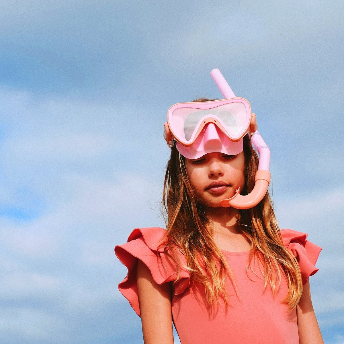 Kids Dive Set Medium - Strawberry - SUNNYLiFE EU