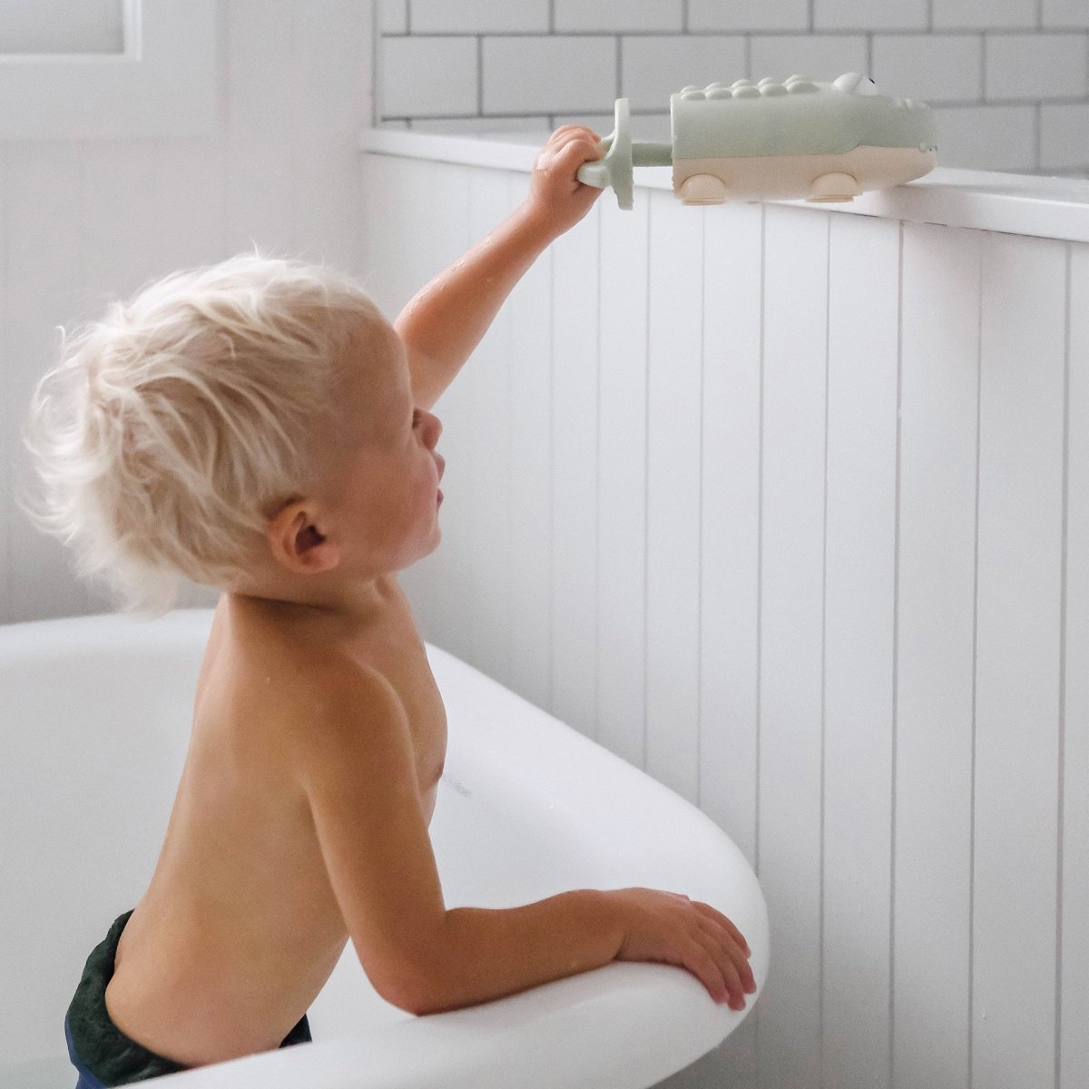 Crocodile Water Squirters - SUNNYLiFE EU