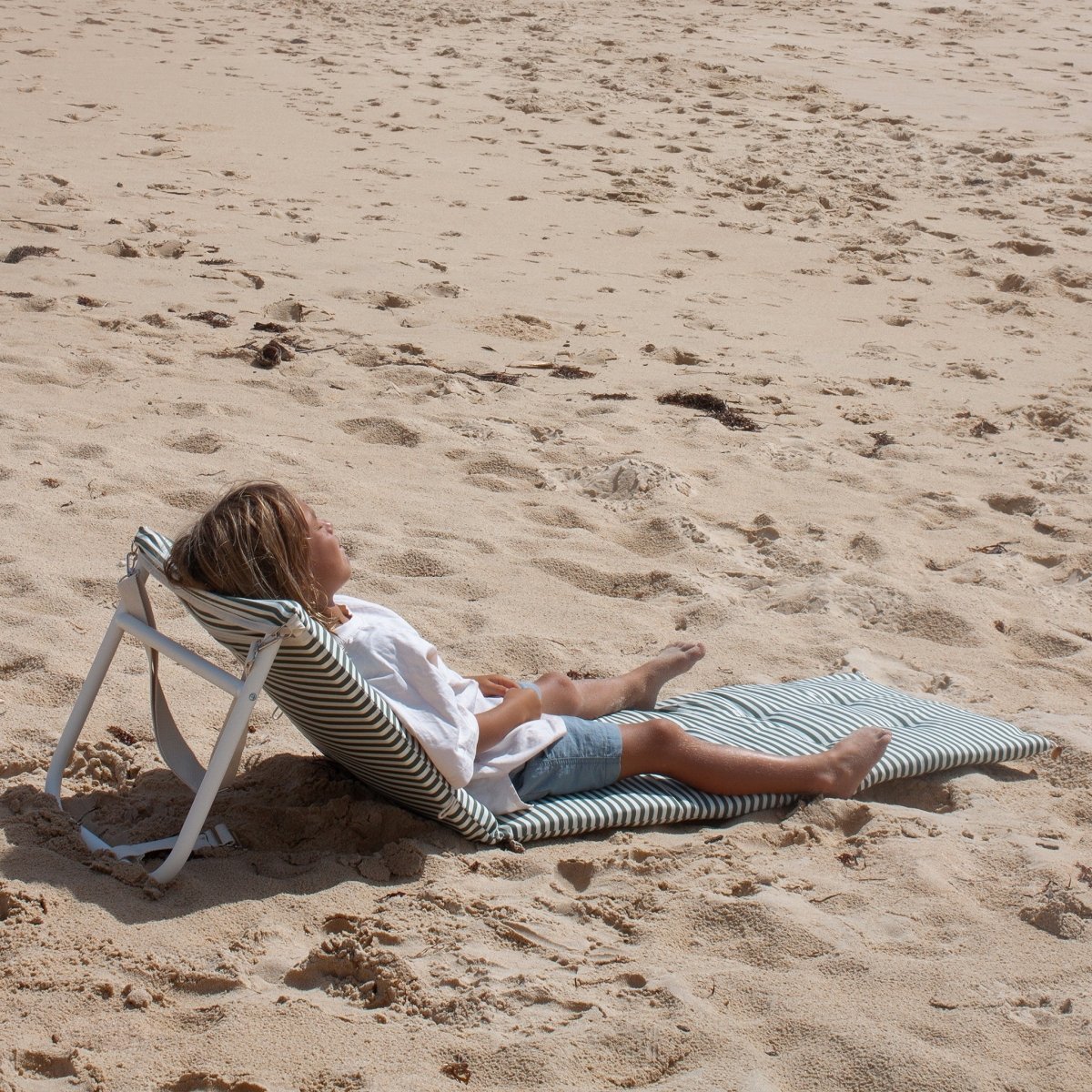 Reclining Beach Chair - The Vacay - SUNNYLiFE EU