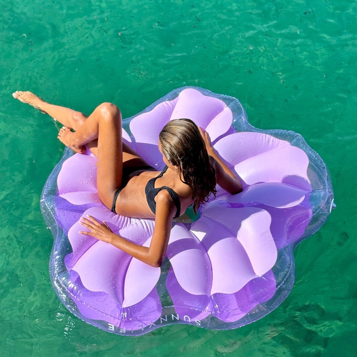 Luxe Lie - On Float - Hibiscus - SUNNYLiFE EU