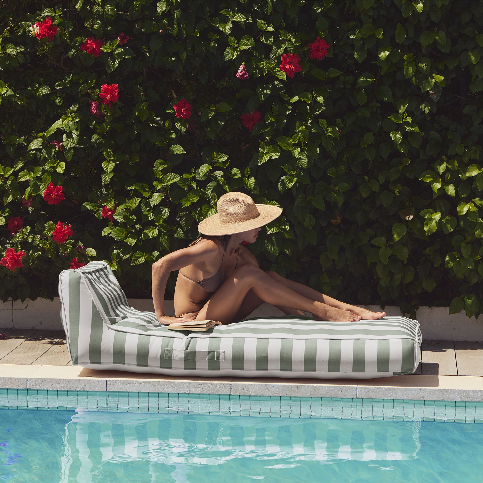 Luxe Lie-On Lounger - Seagrass Stripe