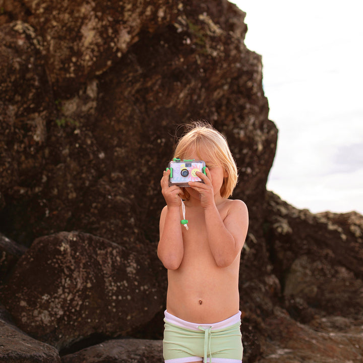 SUNNYLiFE |Underwater Camera | SMILEY World Sol Sea