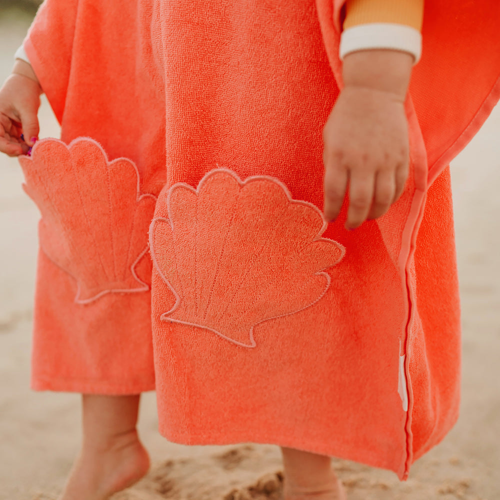 Serviette de plage à capuche | Trésor de l'océan rose néon