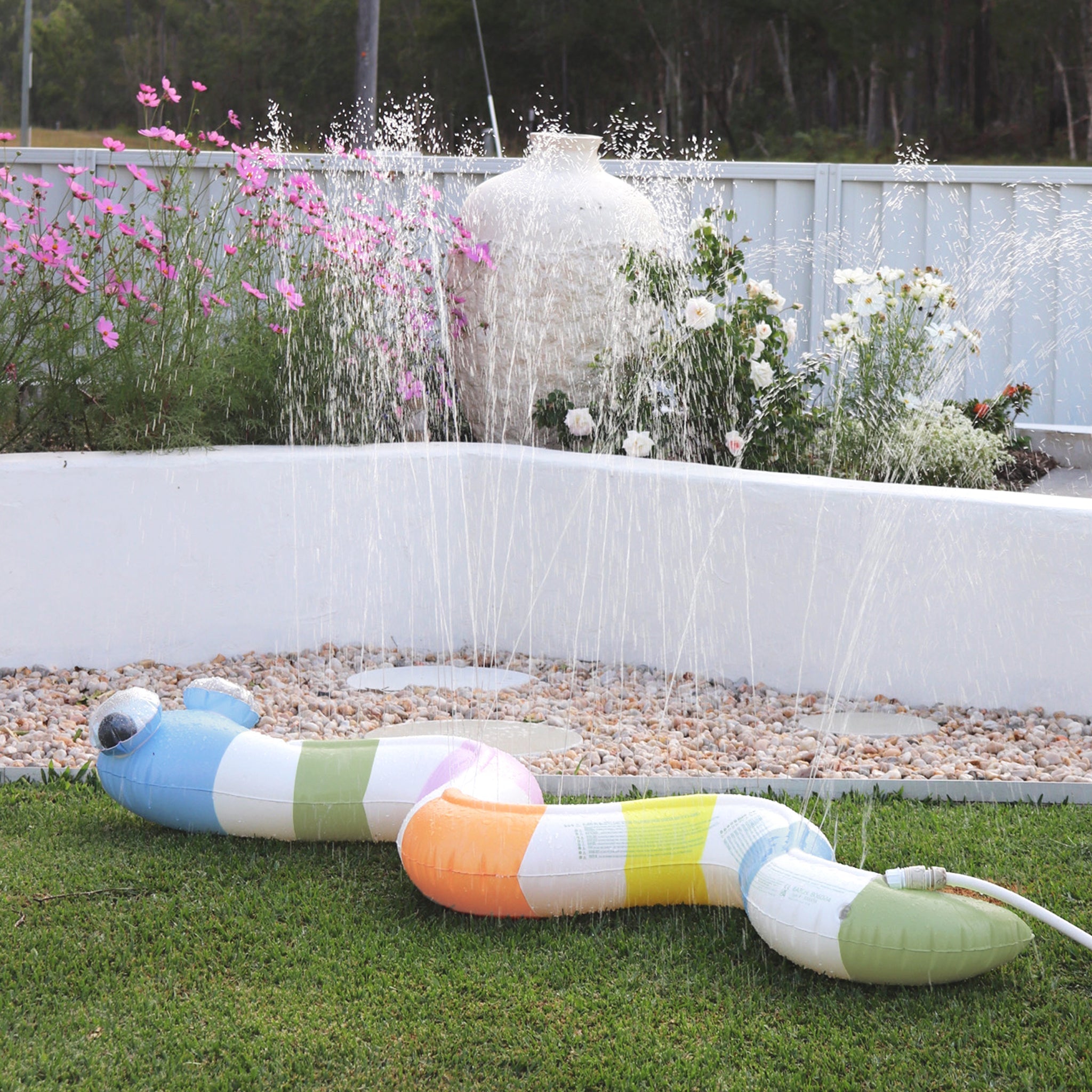 Inflatable Sprinkler | Into the Wild Multi