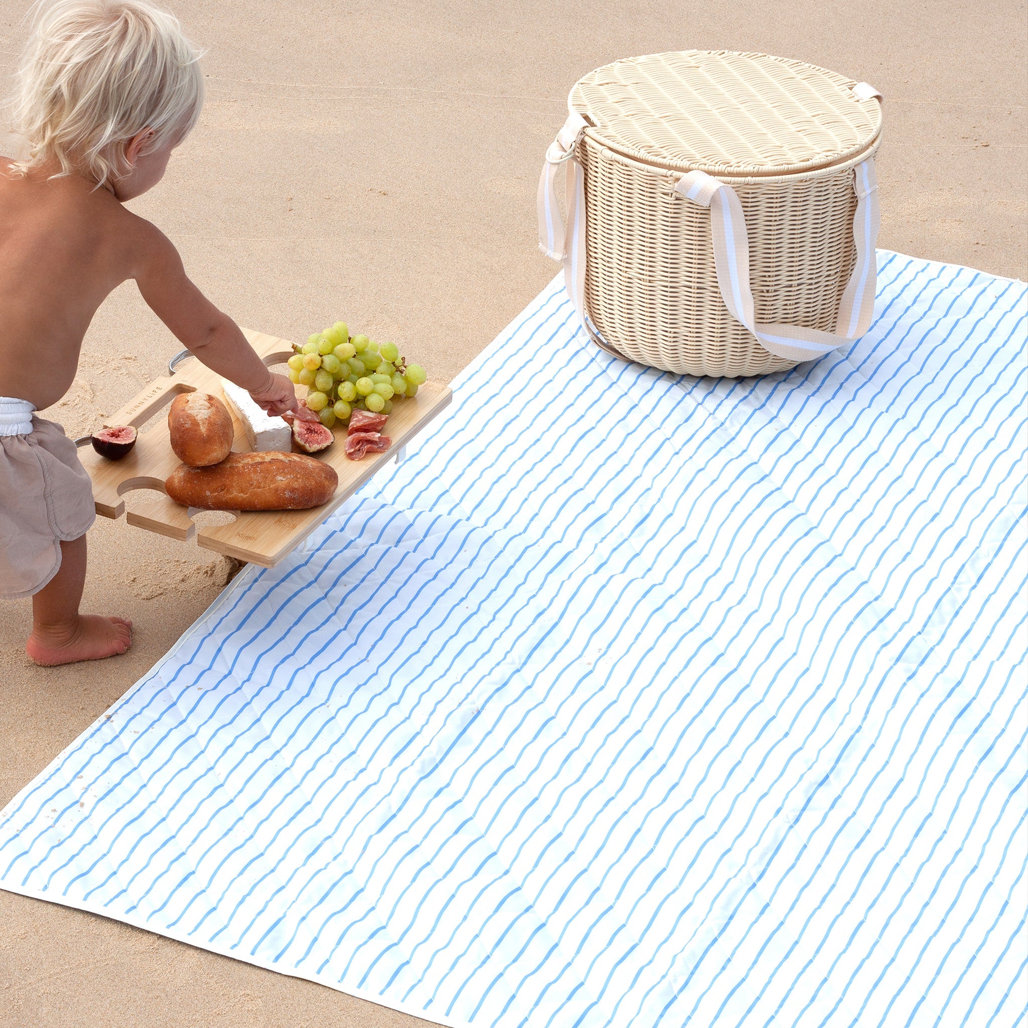 Beach and Picnic Blanket | Le Weekend Mid Blue-Cream